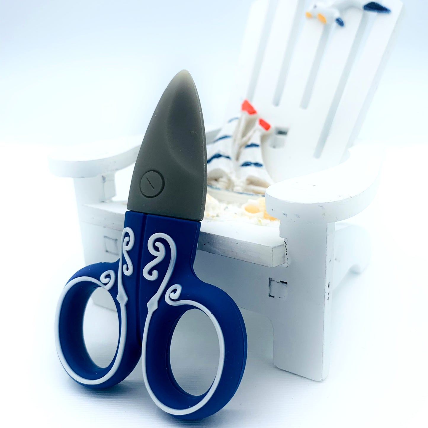 navy scissors