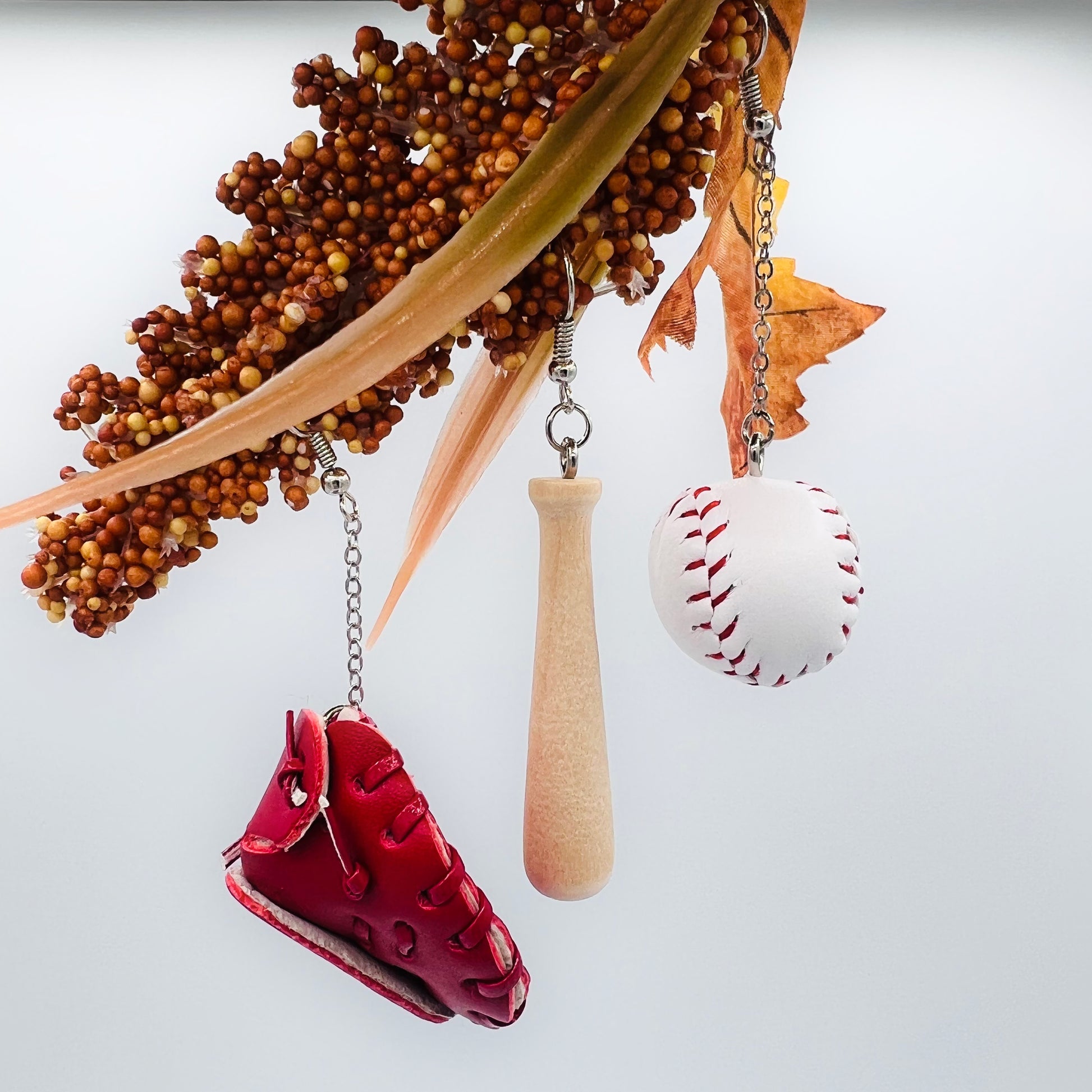 bat, ball & mitt - burgundy